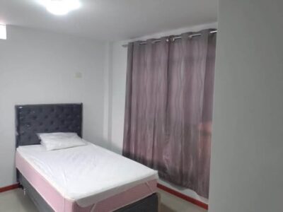 Alquiler de habitación / cuarto amoblado en Urb. Las Esmeraldas, J.L. Bustamante y Rivero - Arequipa